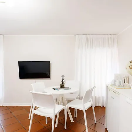 Dimora Delle Erbe - A 20 Passi Da Piazza Erbe * Vérone